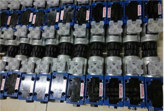 Miešačka - 4WRLE 25 WZ350SJ -3X / G24KO / A1M Bosch Rexroth