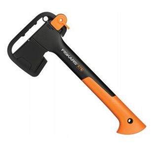 Fiskars X7 štiepacia sekera