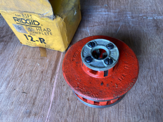 Rezačka závitov - RIDGID 1/8 "BSPT 12R 65950700 hlava