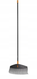 Hrable na lístie Fiskars Solid™ (L)