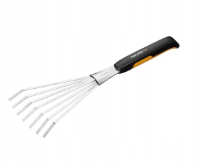 Hrable FISKARS Xact 1027044
