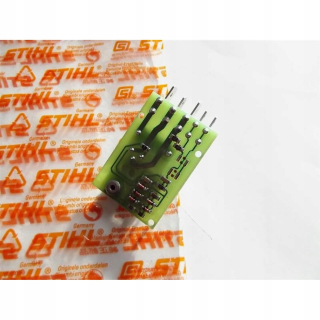 Krovinorez - ELEKTRONICKÝ MODUL STIHL SHE81 BGE81