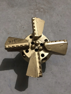 Vrtačka - Nový GRYZER PDC 215 mm