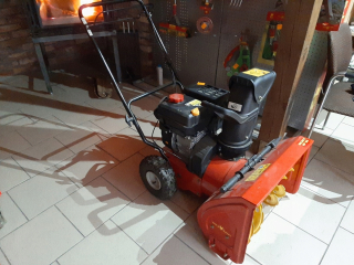 Snehová fréza - WOLF-GARTEN SELECT SF 56 SNOW BLOWER - VÝPREDAJ