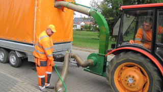 Píla na - Vákuové krídlo traktora Kubota Yanmar