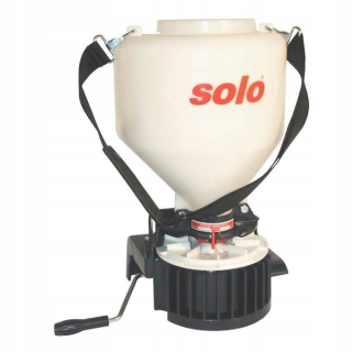Sejačka - Solo ručný rozmetač peliet 9 kg
