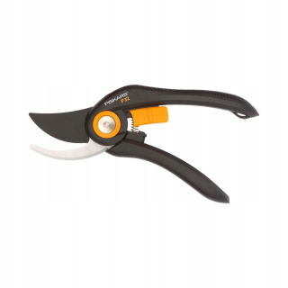 Jednoručné záhradnícke nožnice P32 SOLID FISKARS