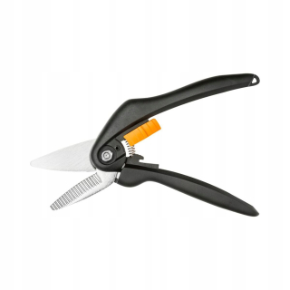 Jednoručné záhradné nožnice SINGLESTEP SP28 FISKARS