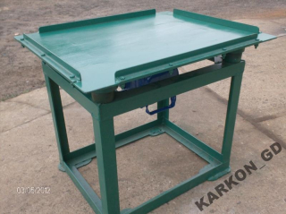 Miešačka - Vibračný stôl s elektrovibrátorom KARKON 100 cm