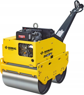 Vibračná doska - DVOJDUBENOVÝ VALEC BOMAG BW 75 H